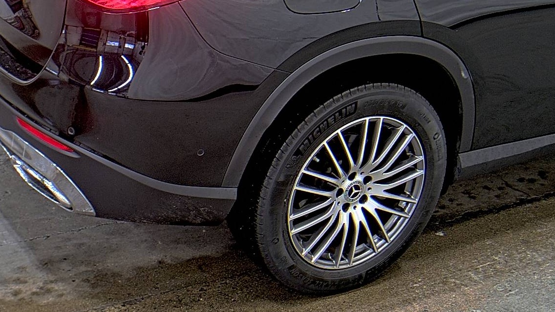 2024 Mercedes-Benz GLC GLC 300 AWD