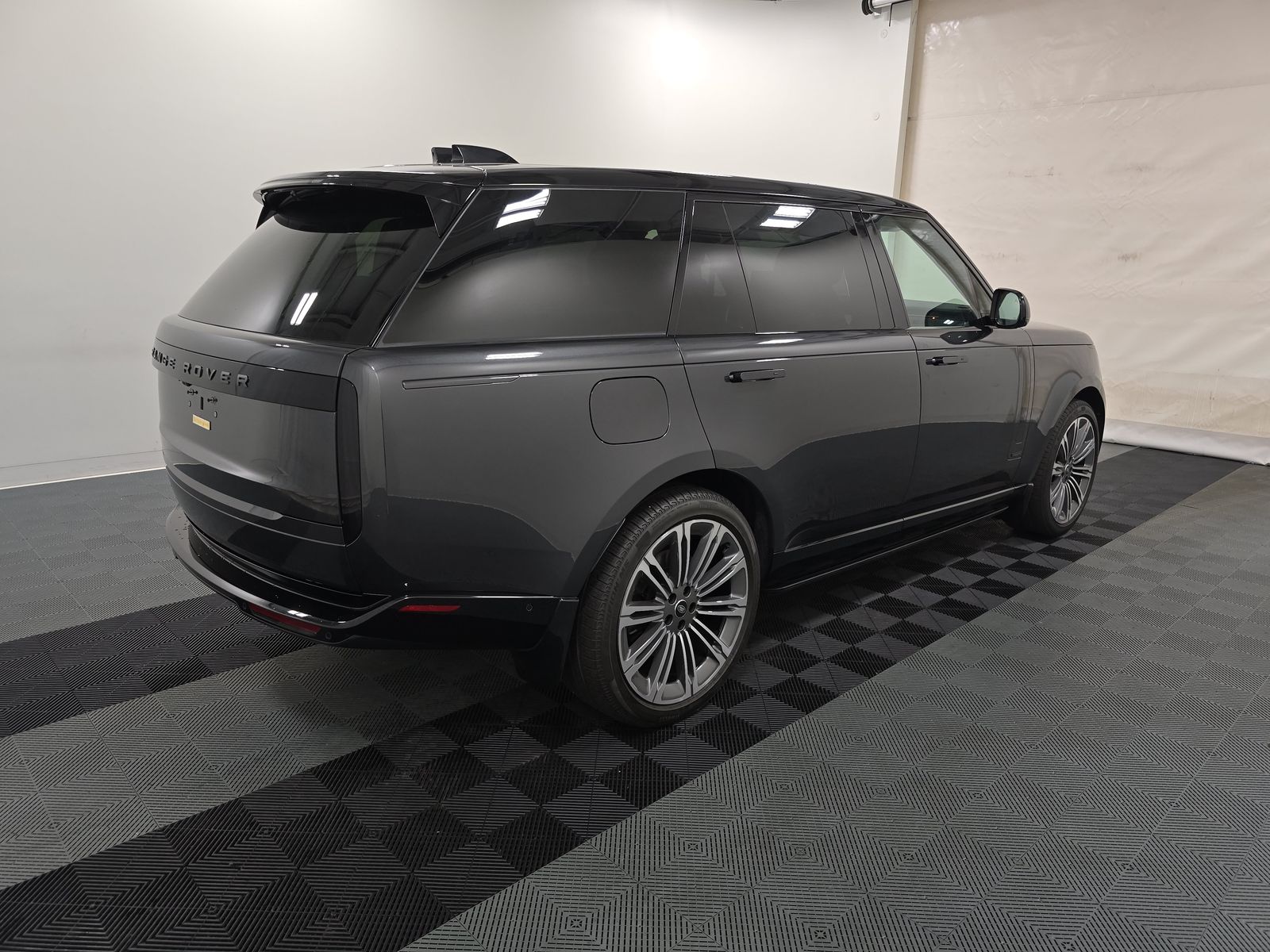 2025 Land Rover Range Rover Autobiography LWB AWD