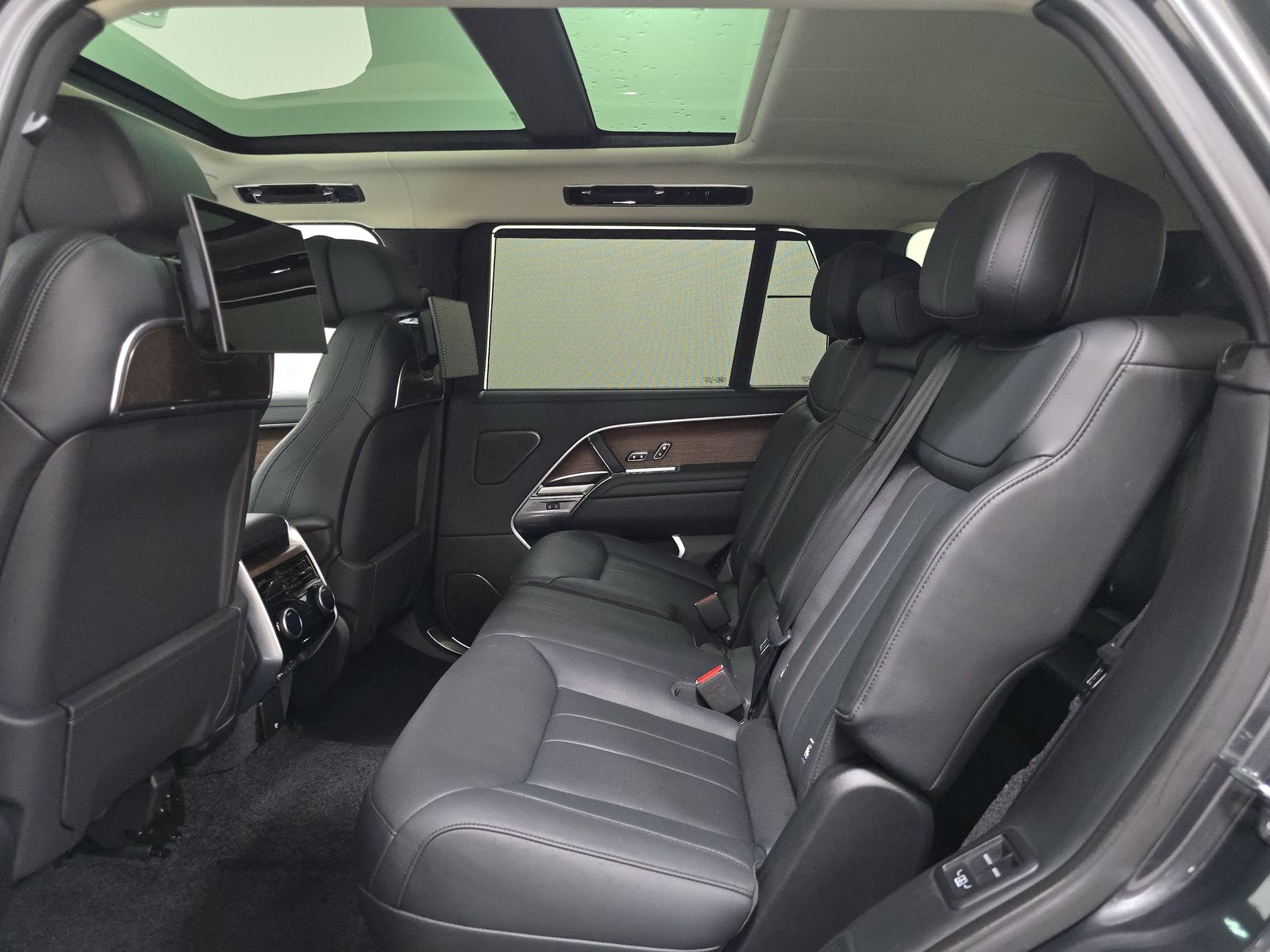 2025 Land Rover Range Rover Autobiography LWB AWD