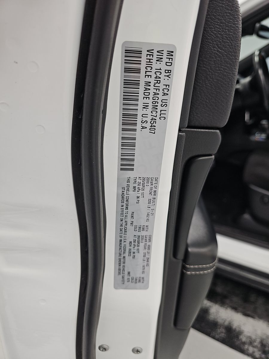 2021 Jeep Grand Cherokee Laredo Freedom Edition AWD