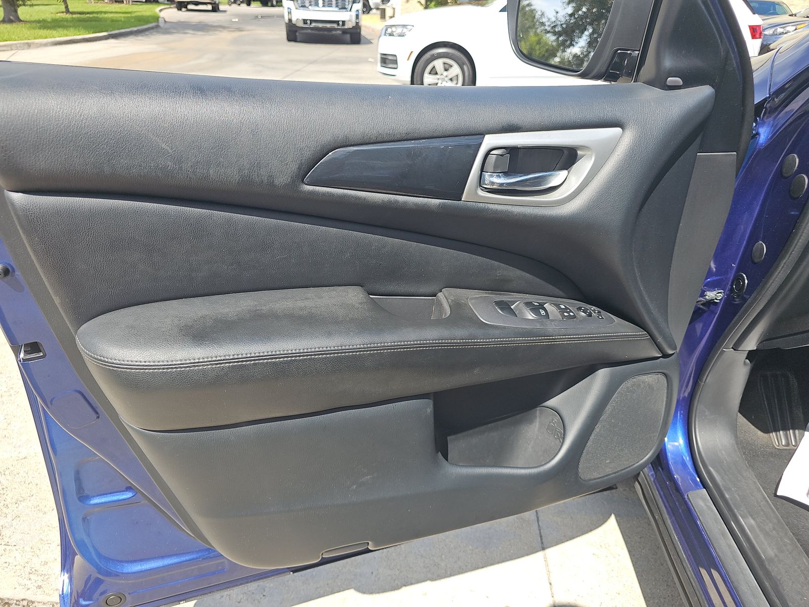 2020 Nissan Pathfinder SV AWD