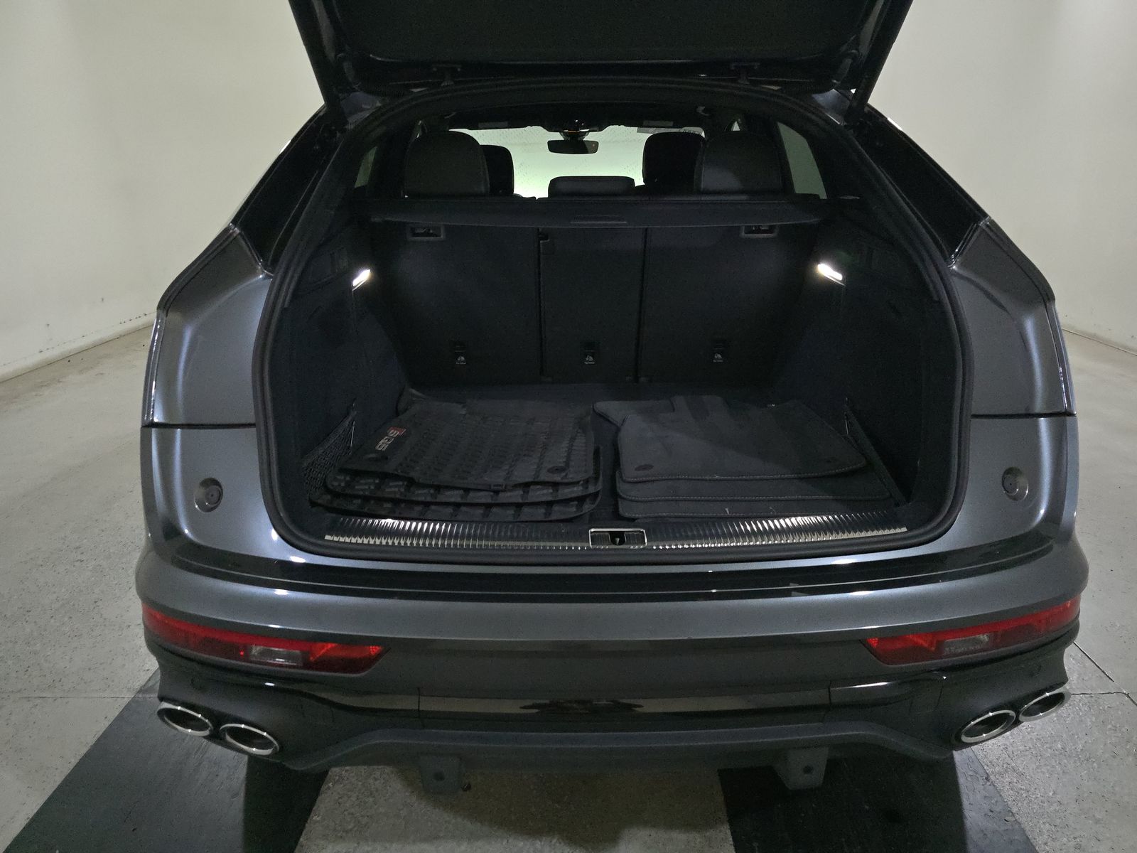 2022 Audi SQ5 Premium Plus AWD