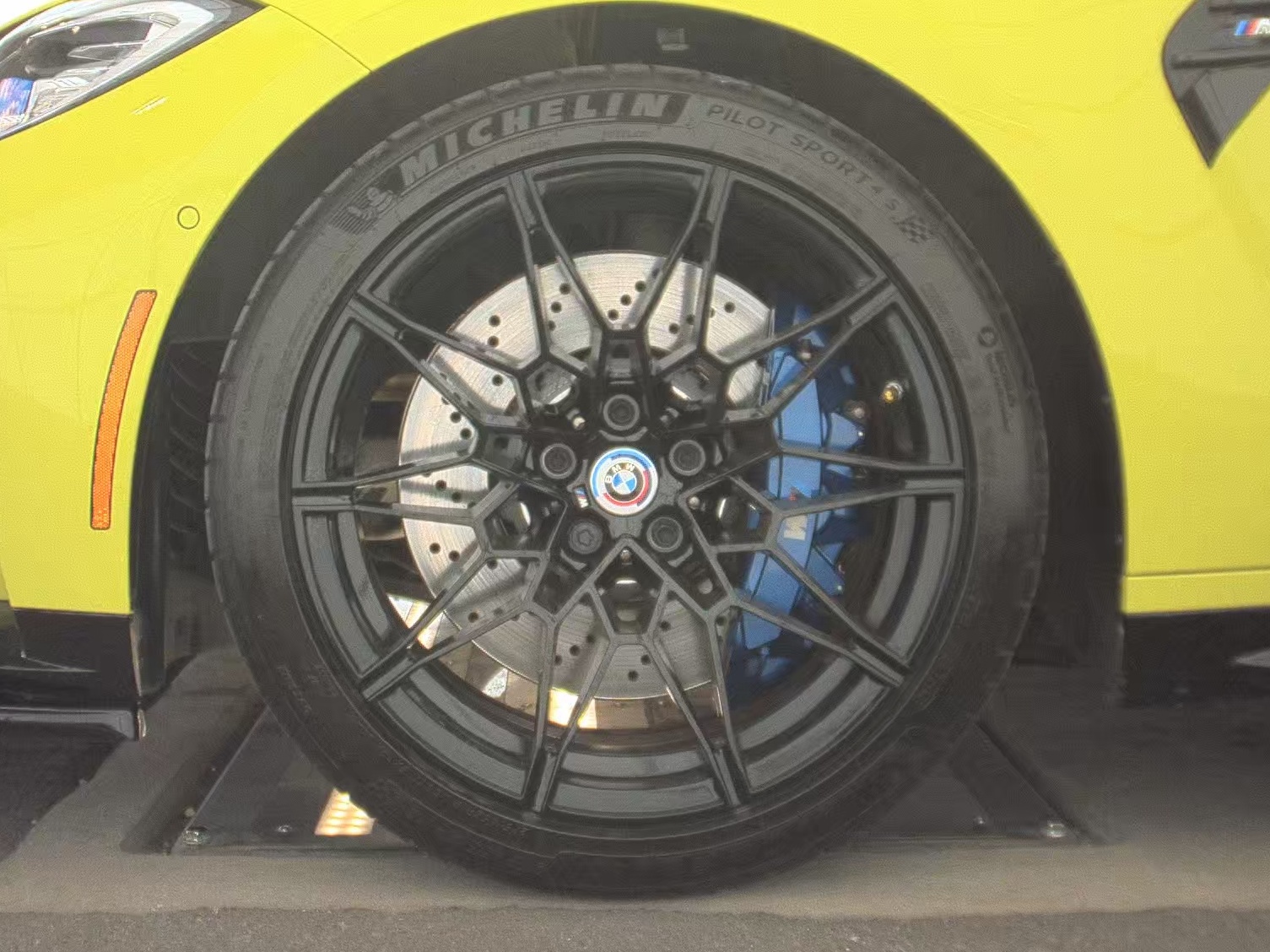 2023 BMW M4 Base RWD