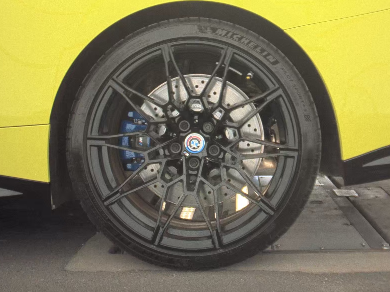 2023 BMW M4 Base RWD