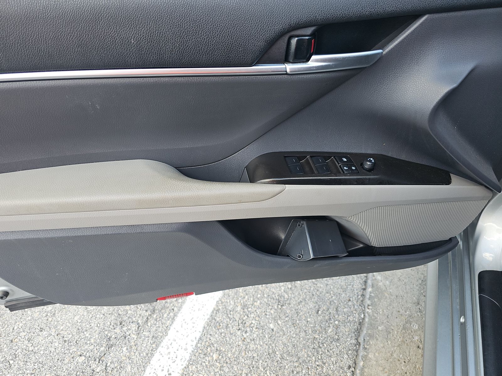 2024 Toyota Camry LE FWD