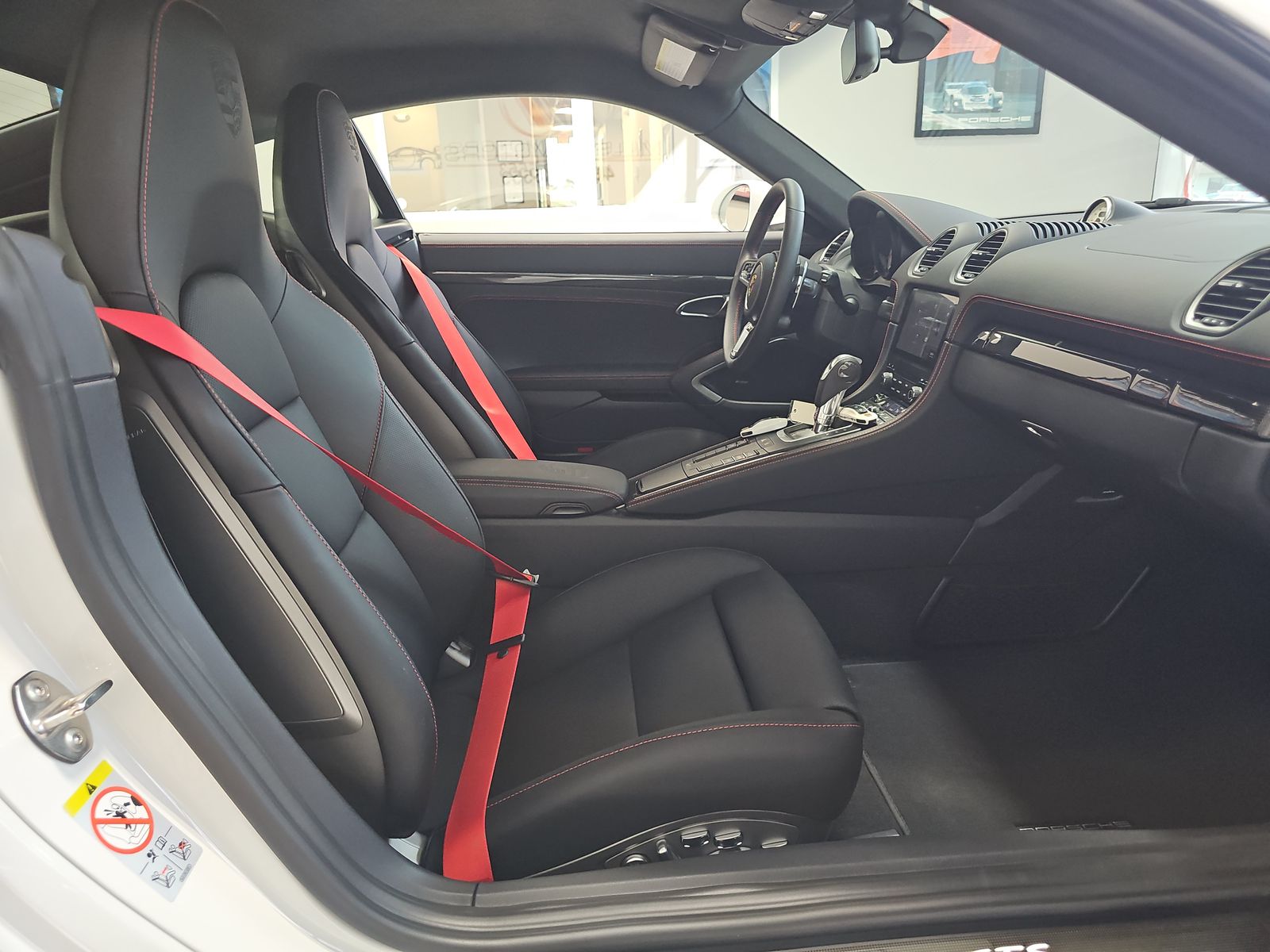 2024 Porsche 718 Cayman GTS 4.0 RWD