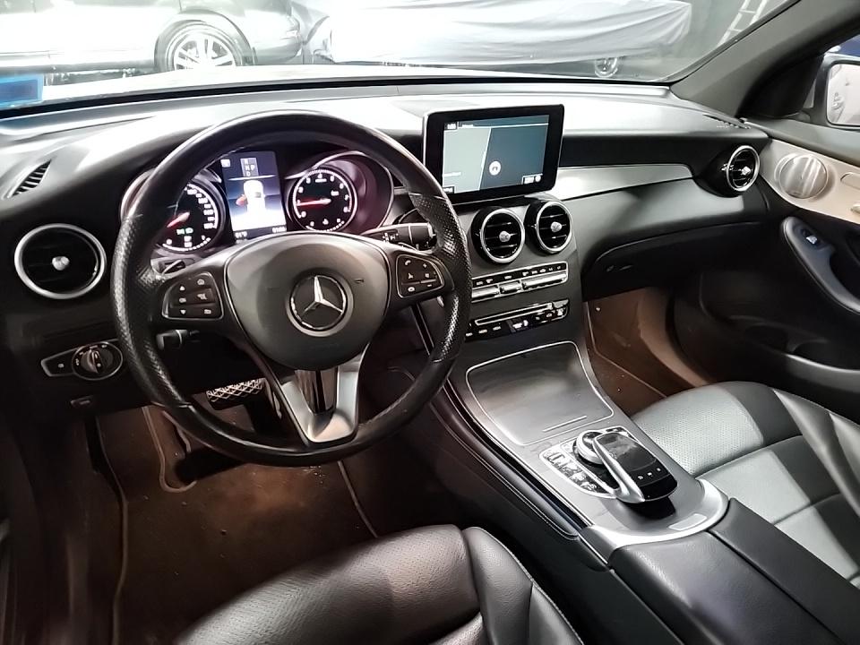 2019 Mercedes-Benz GLC GLC 300 AWD
