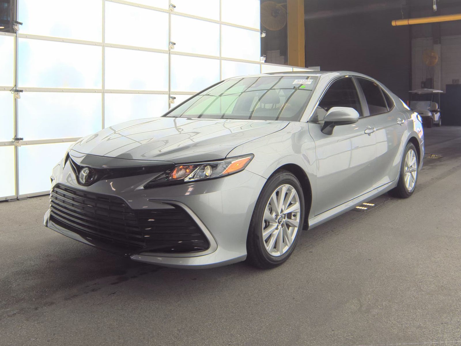 2024 Toyota Camry LE FWD