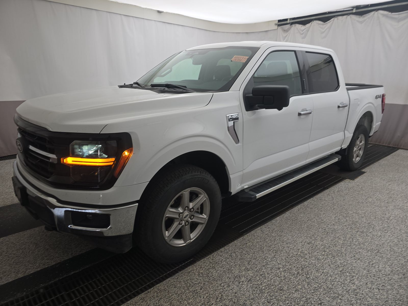 2024 Ford F-150 XLT AWD