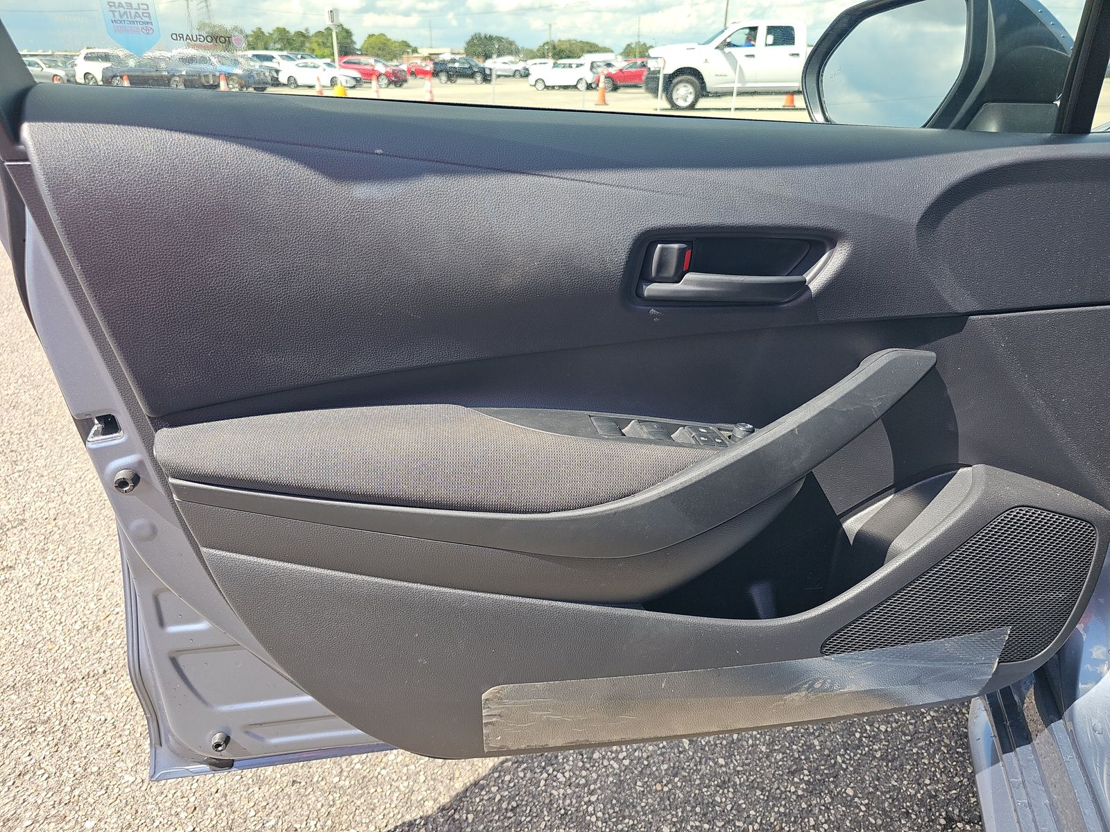 2025 Toyota Corolla Hybrid LE FWD
