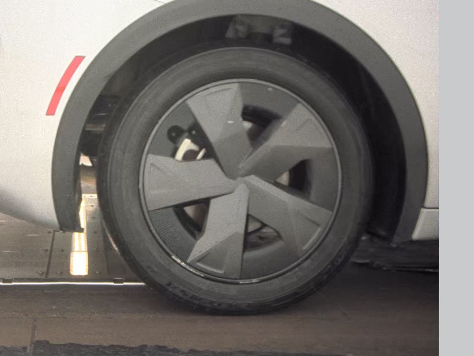 2023 Toyota Prius LE FWD