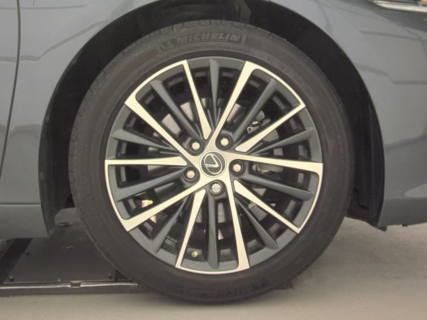 2022 Lexus ES ES 250 AWD