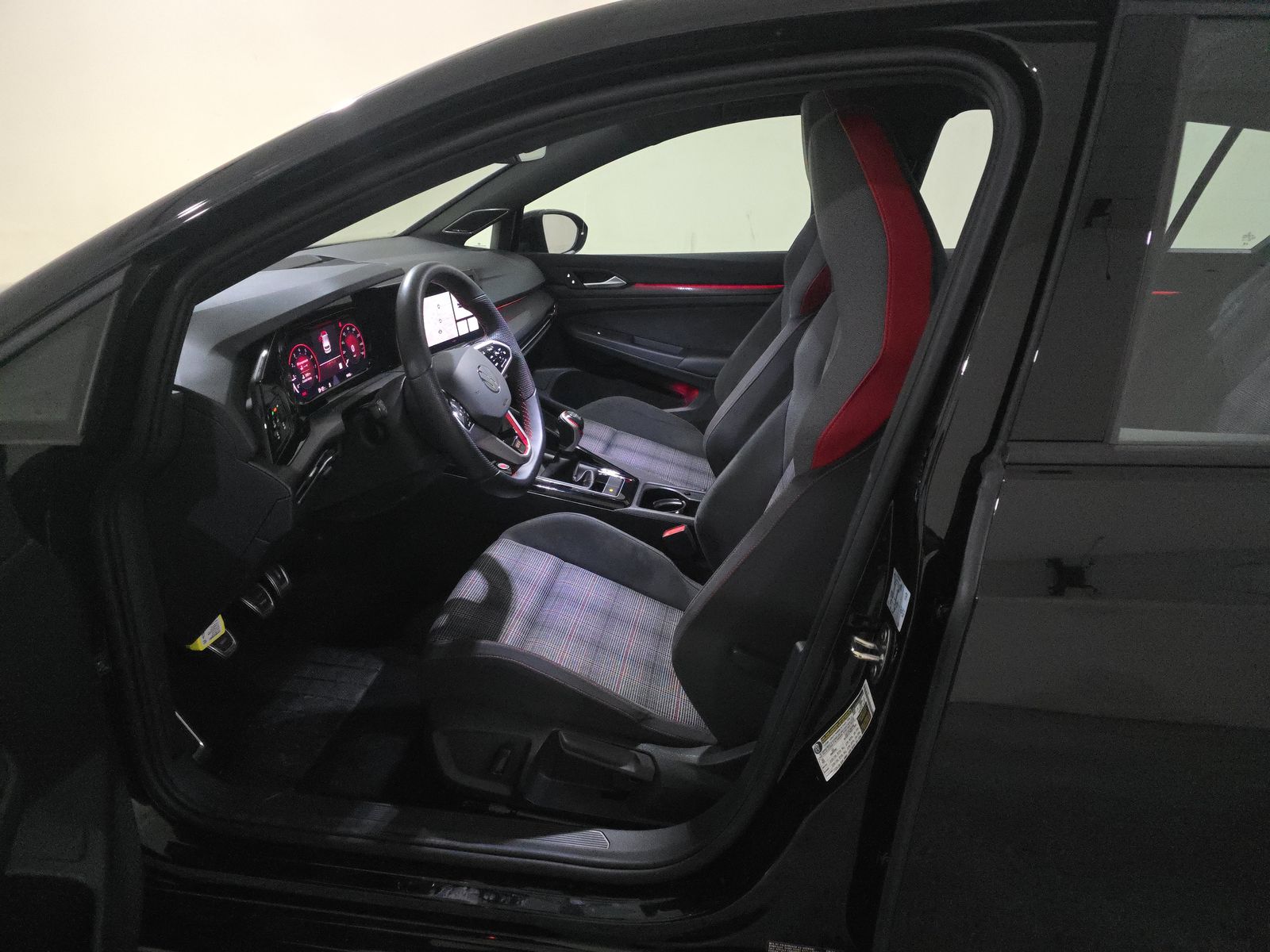 2024 Volkswagen Golf GTI 2.0T 380 SE FWD