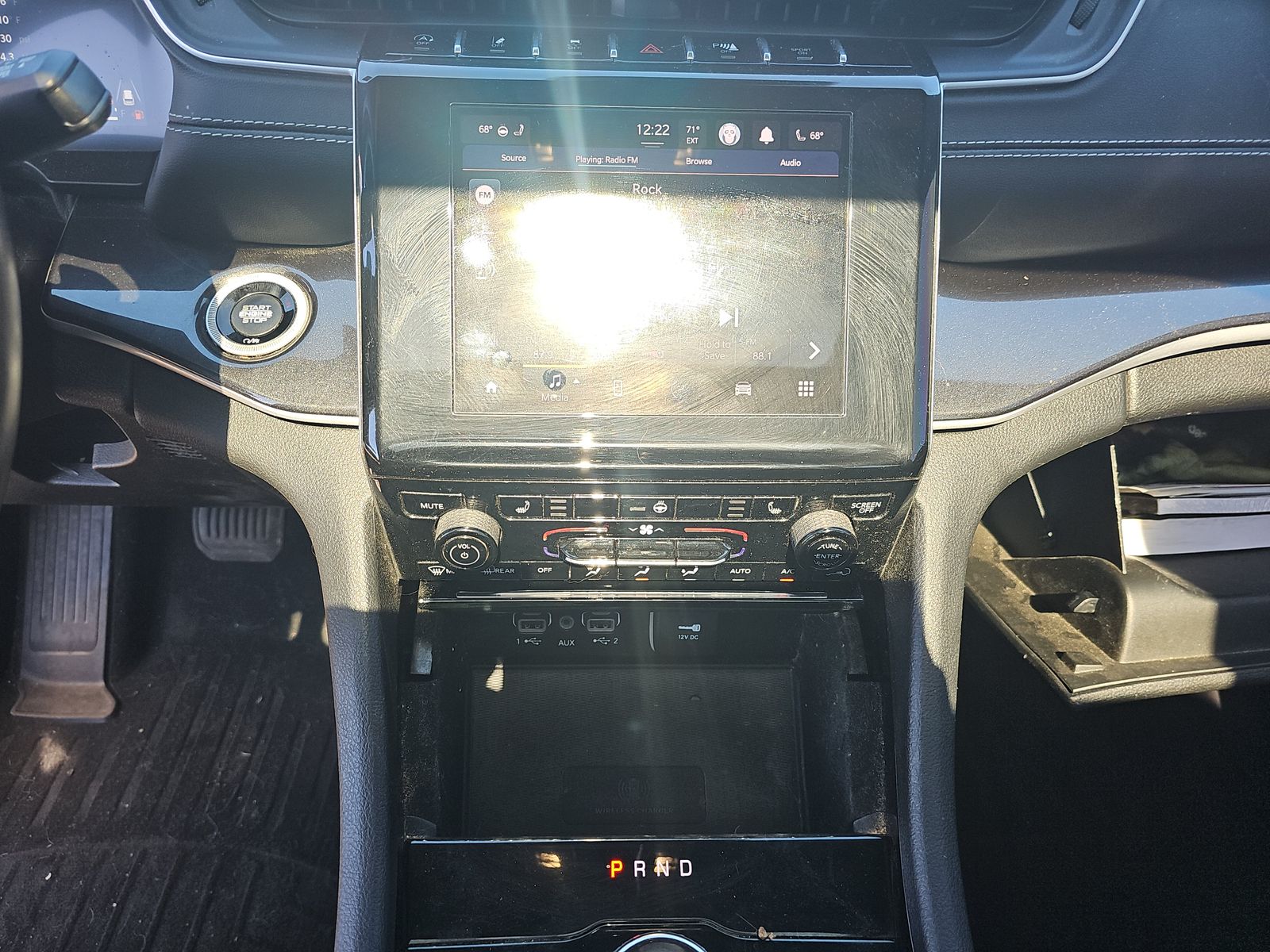 2022 Jeep Grand Cherokee Altitude AWD