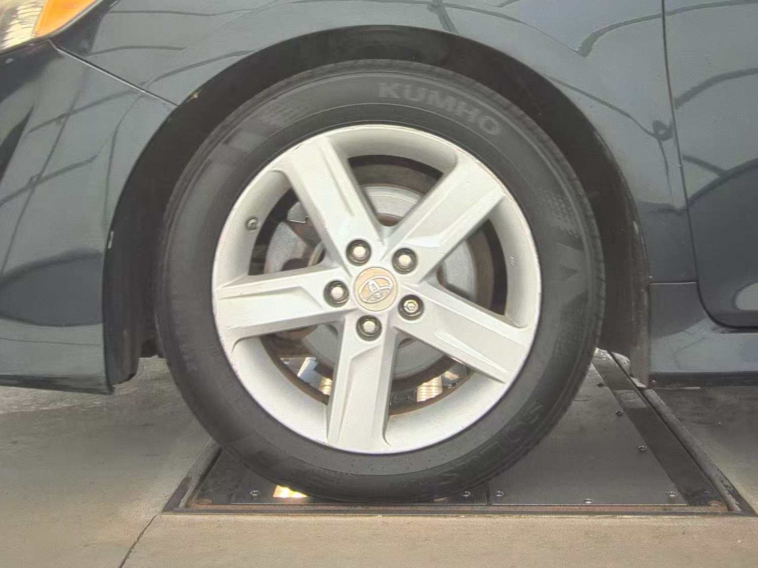 2012 Toyota Camry SE FWD