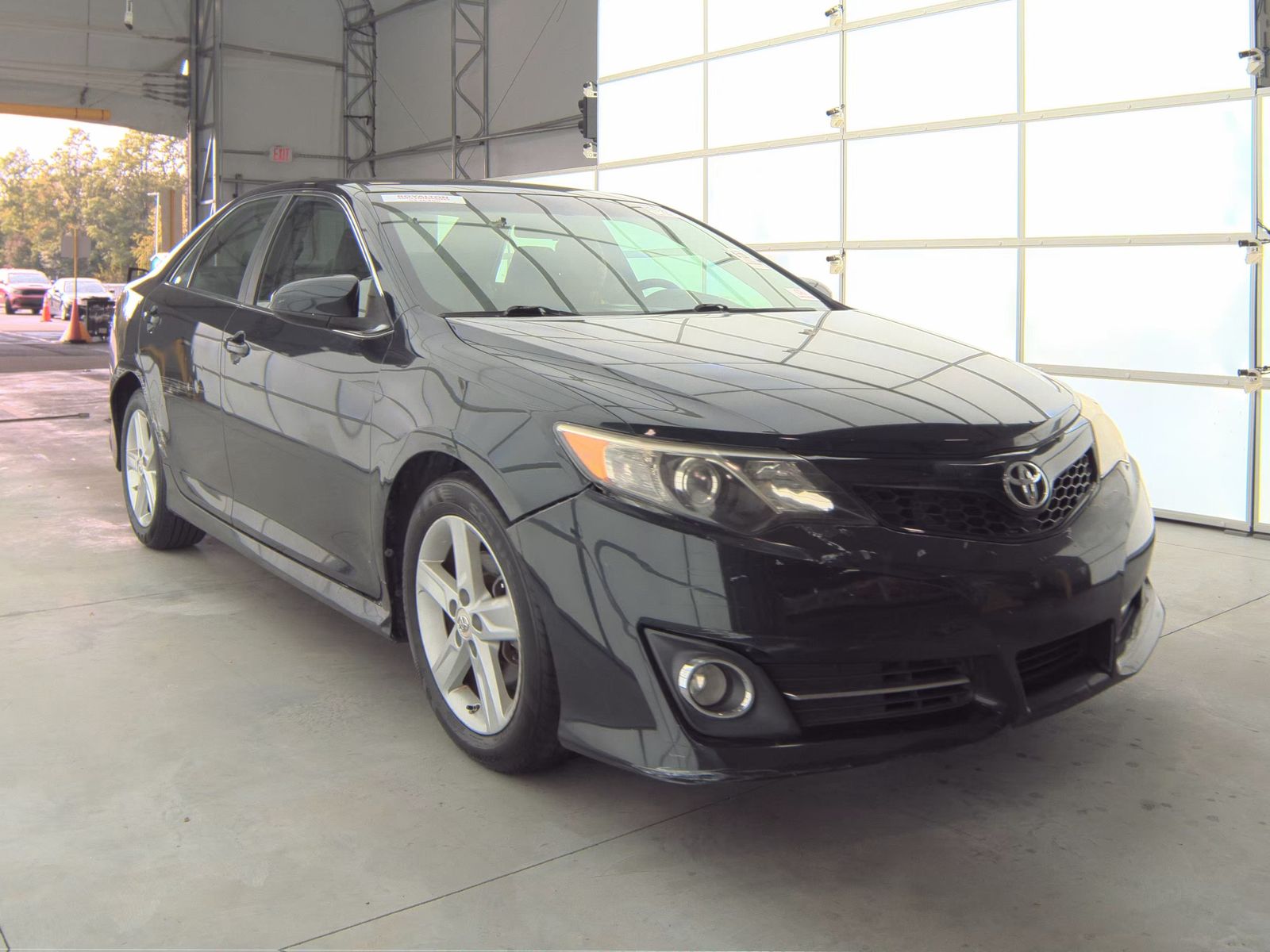 2012 Toyota Camry SE FWD