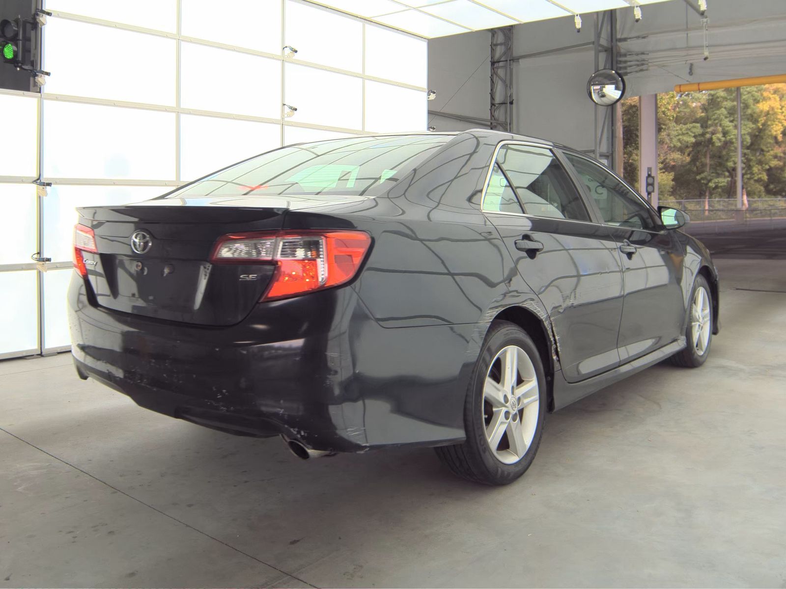 2012 Toyota Camry SE FWD