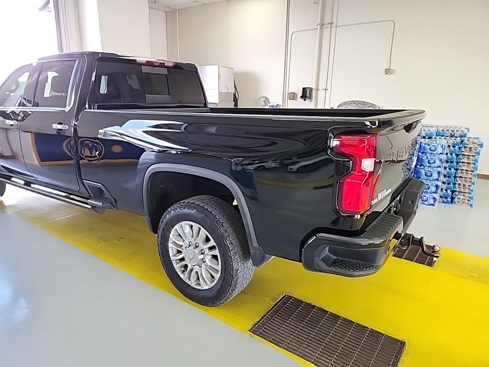 2022 Chevrolet Silverado 3500HD High Country AWD
