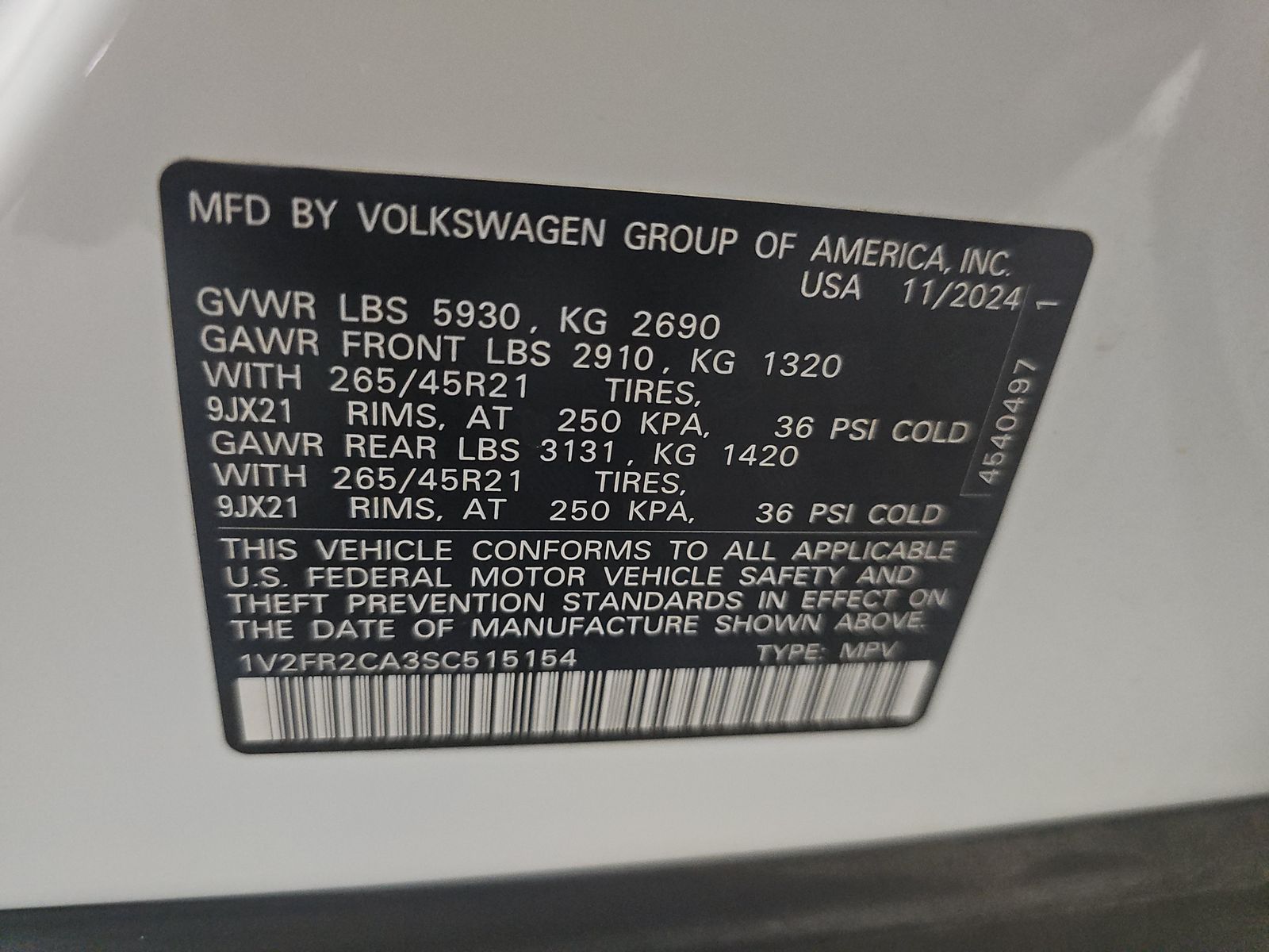 2025 Volkswagen Atlas 2.0T SEL Premium R-Line AWD