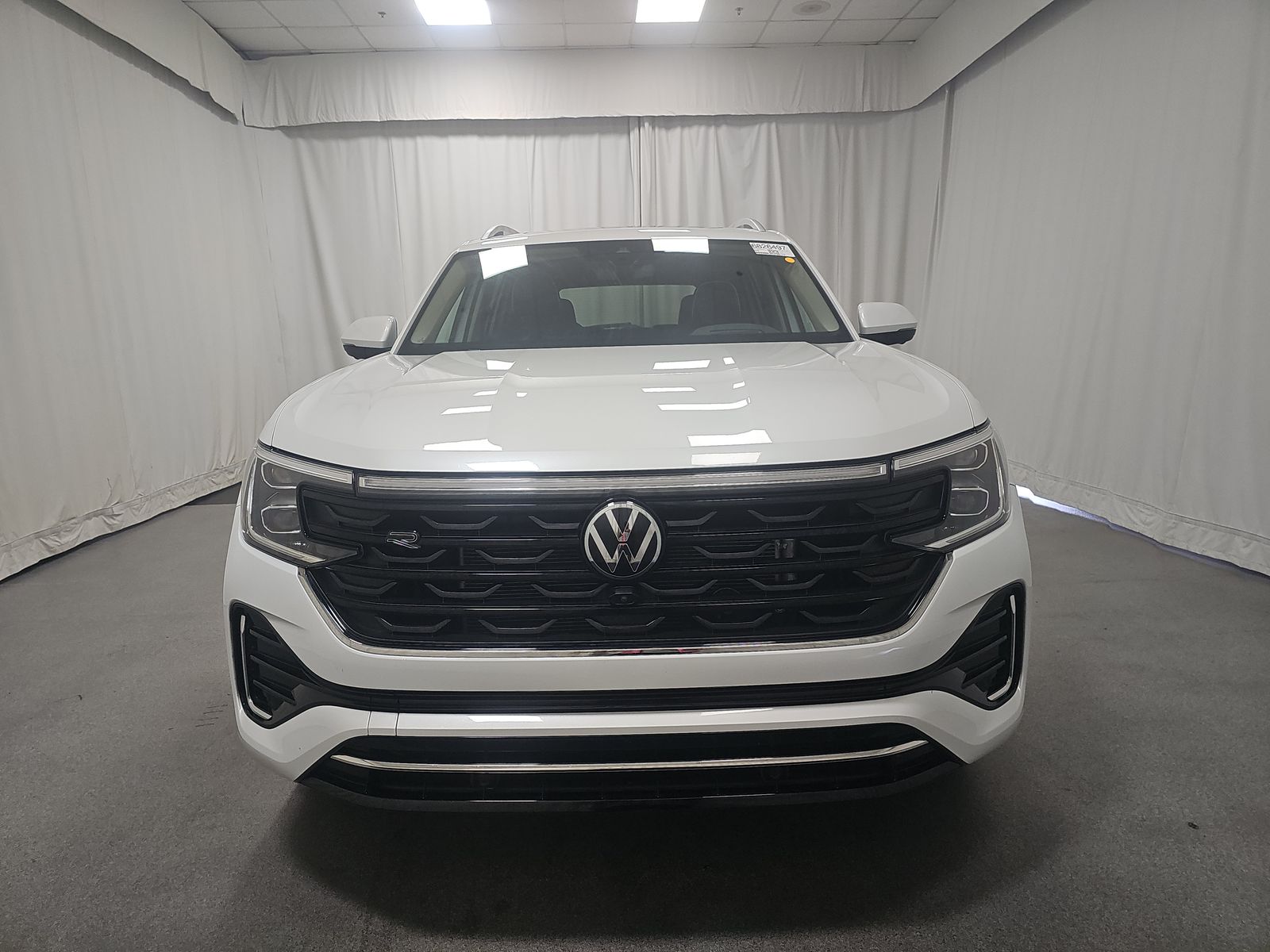 2025 Volkswagen Atlas 2.0T SEL Premium R-Line AWD
