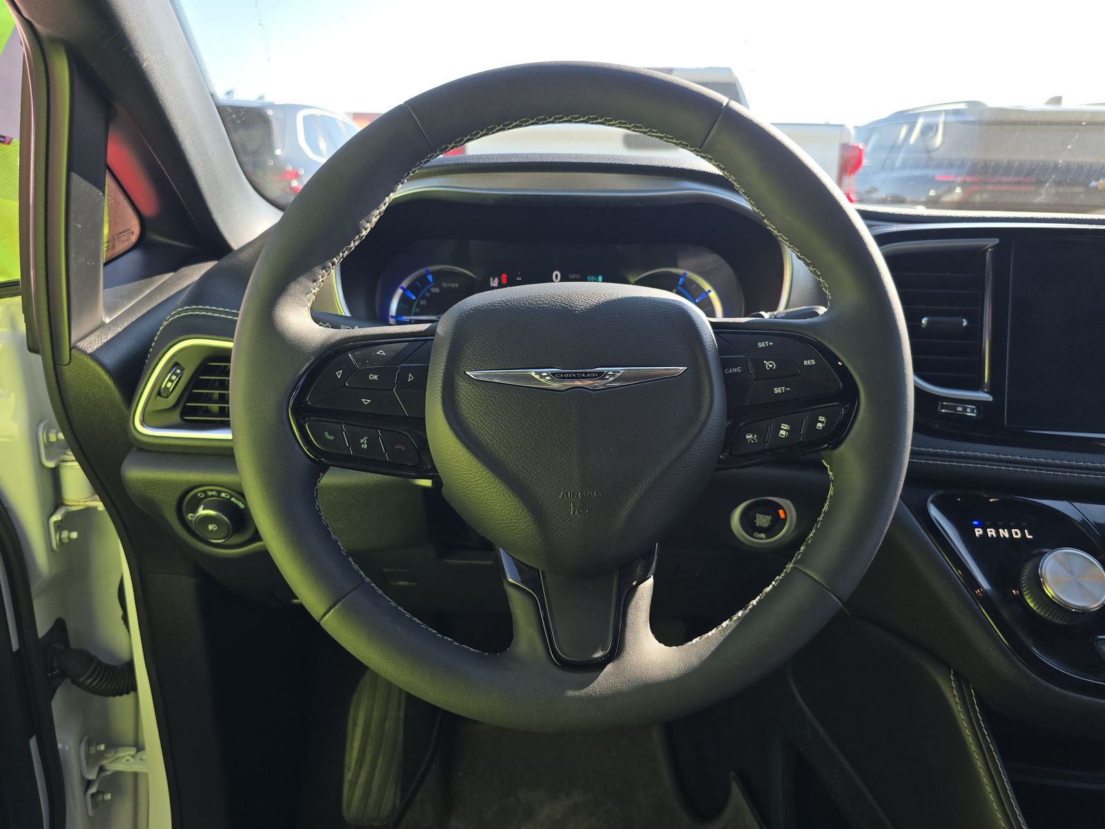 2022 Chrysler Pacifica Hybrid Limited FWD