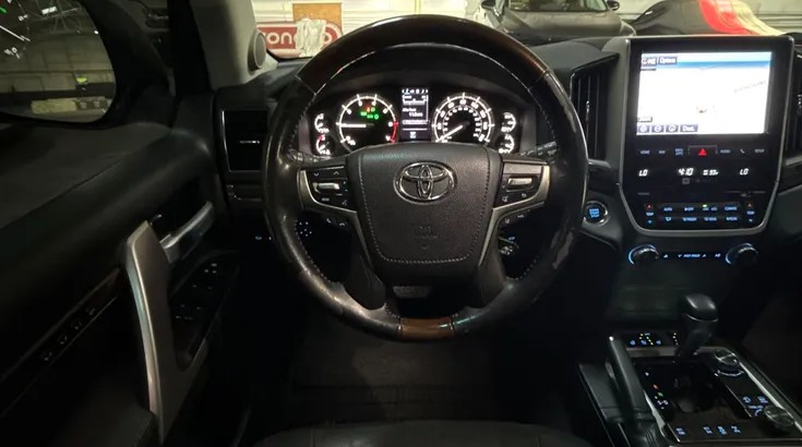 2019 Toyota Land Cruiser Base AWD