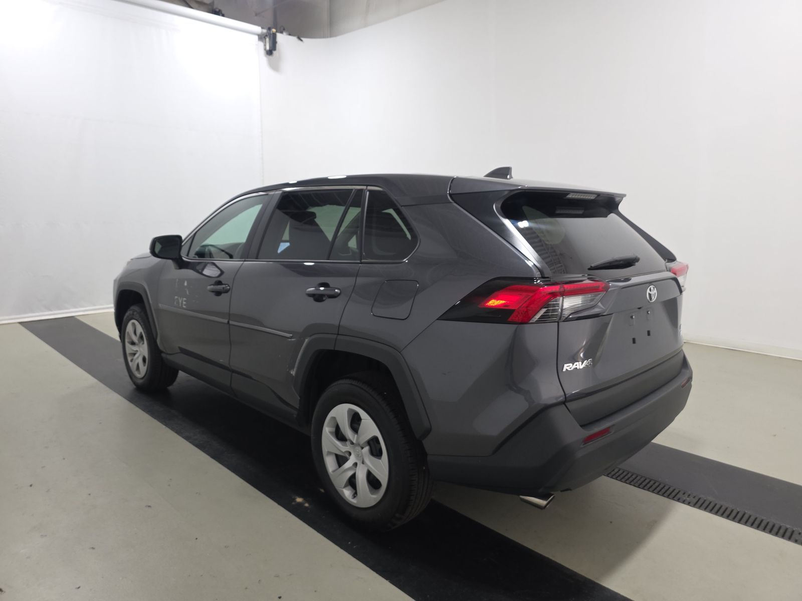 2024 Toyota RAV4 LE AWD