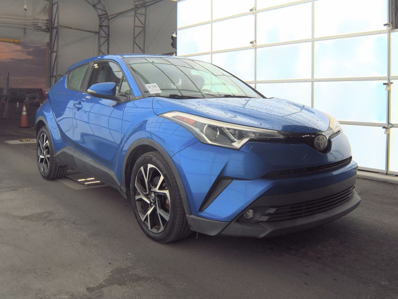 2019 Toyota C-HR XLE FWD