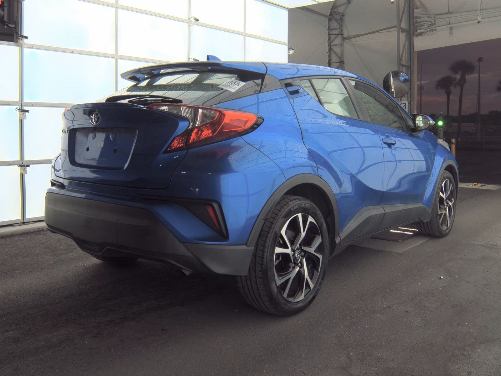 2019 Toyota C-HR XLE FWD