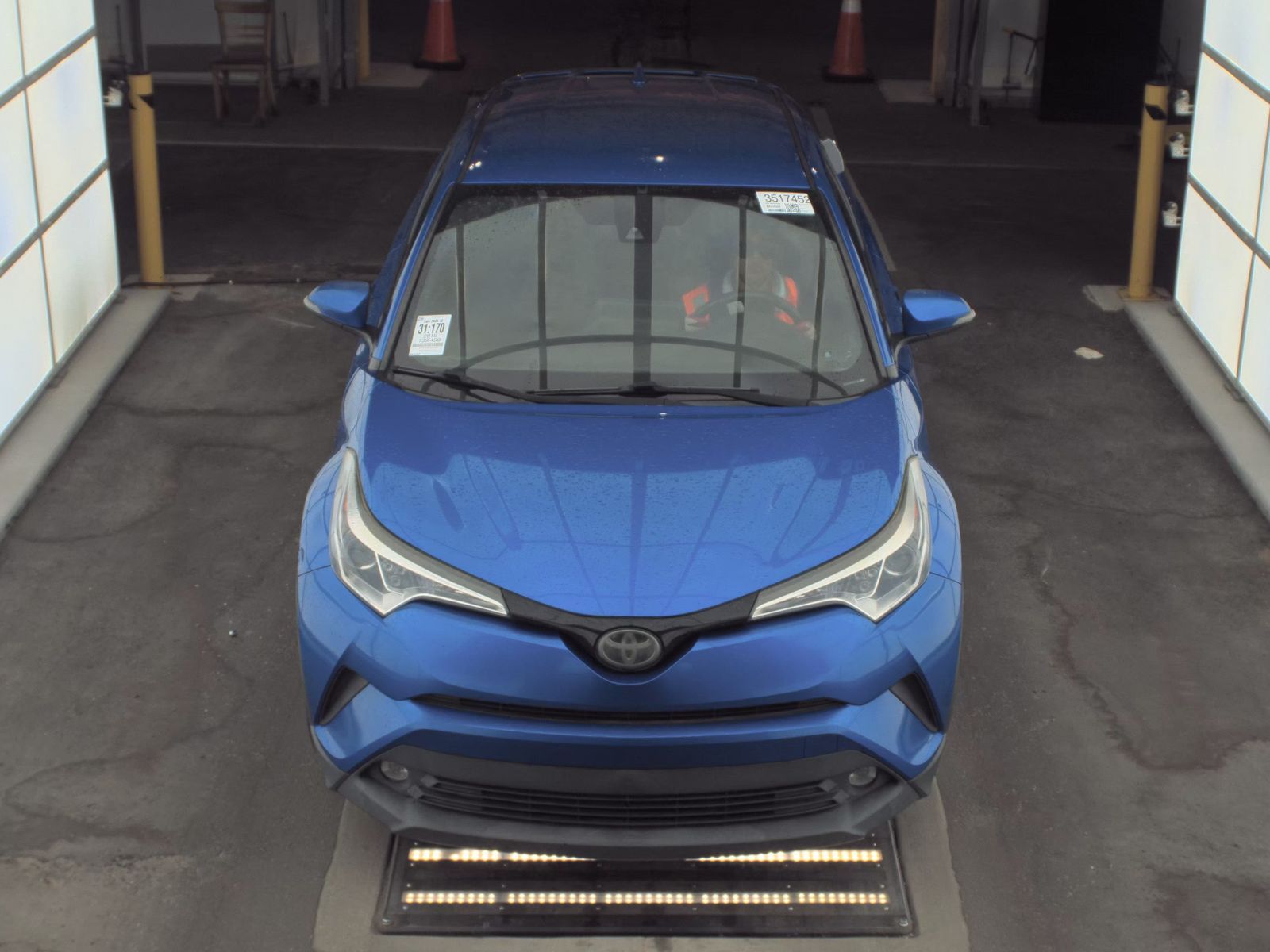 2019 Toyota C-HR XLE FWD