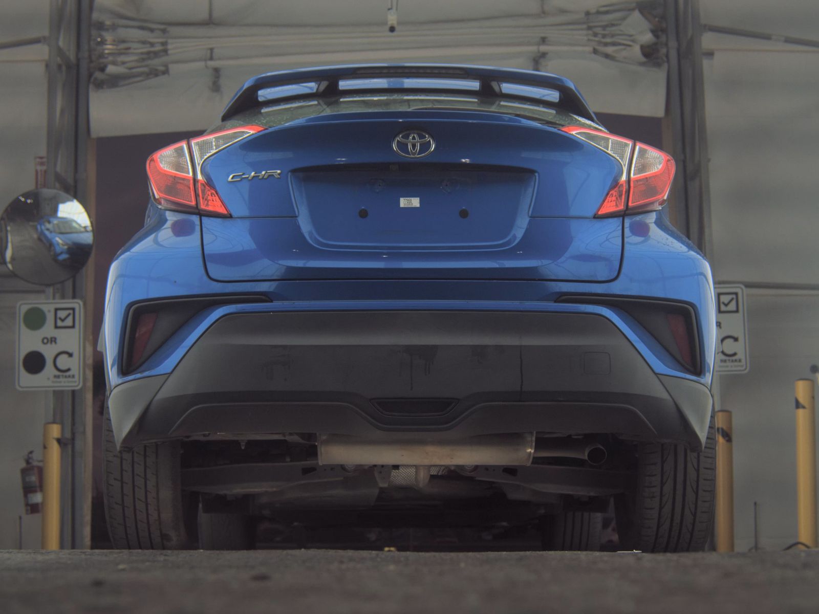 2019 Toyota C-HR XLE FWD