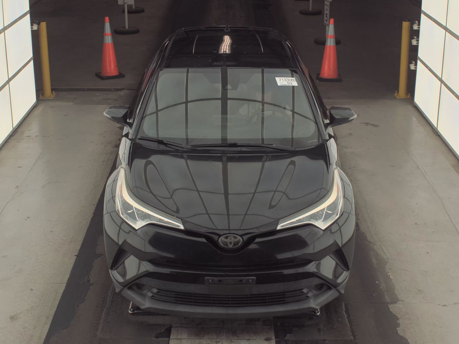 2018 Toyota C-HR XLE FWD