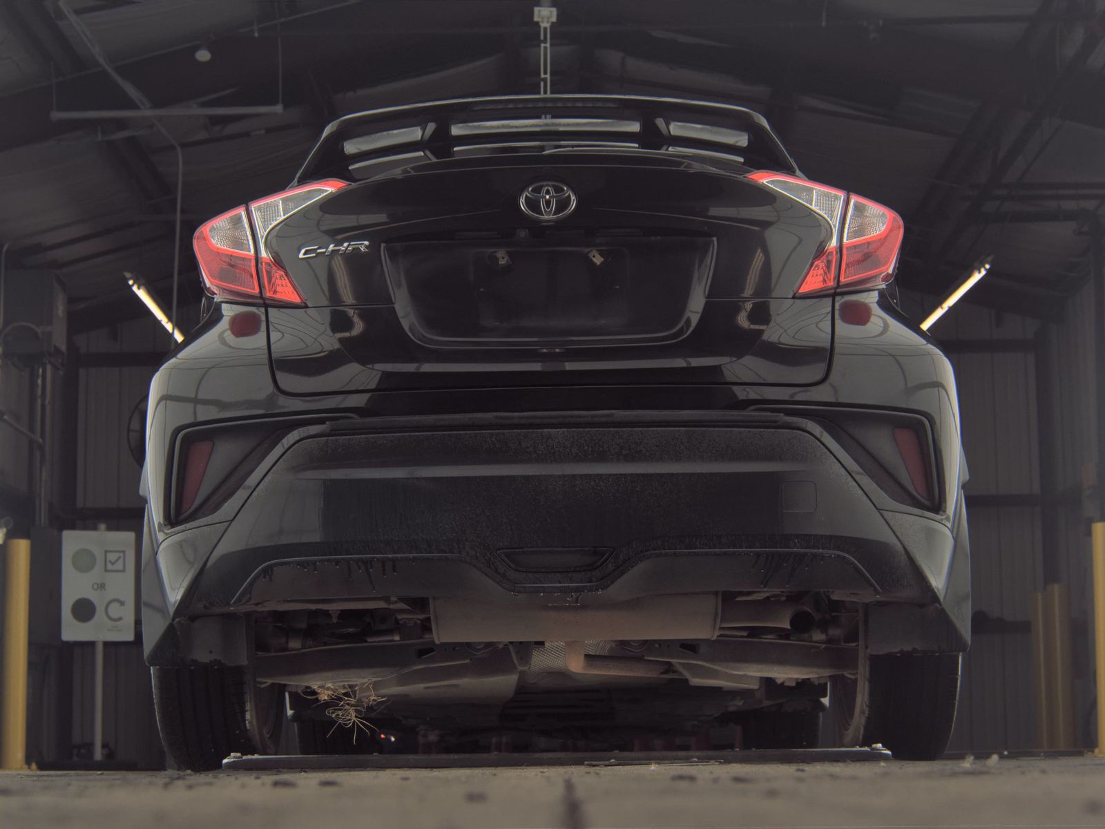 2018 Toyota C-HR XLE FWD