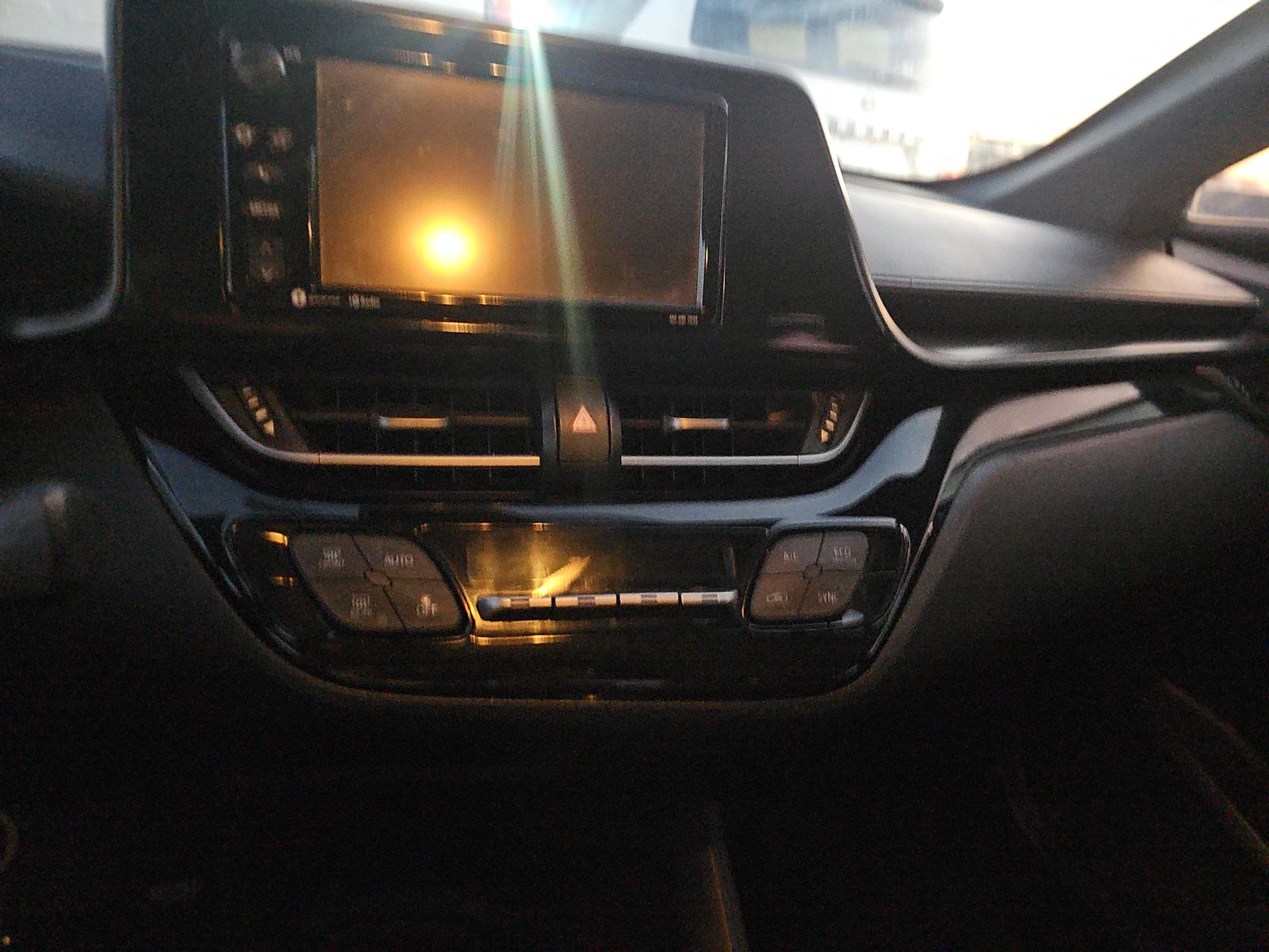 2018 Toyota C-HR XLE FWD