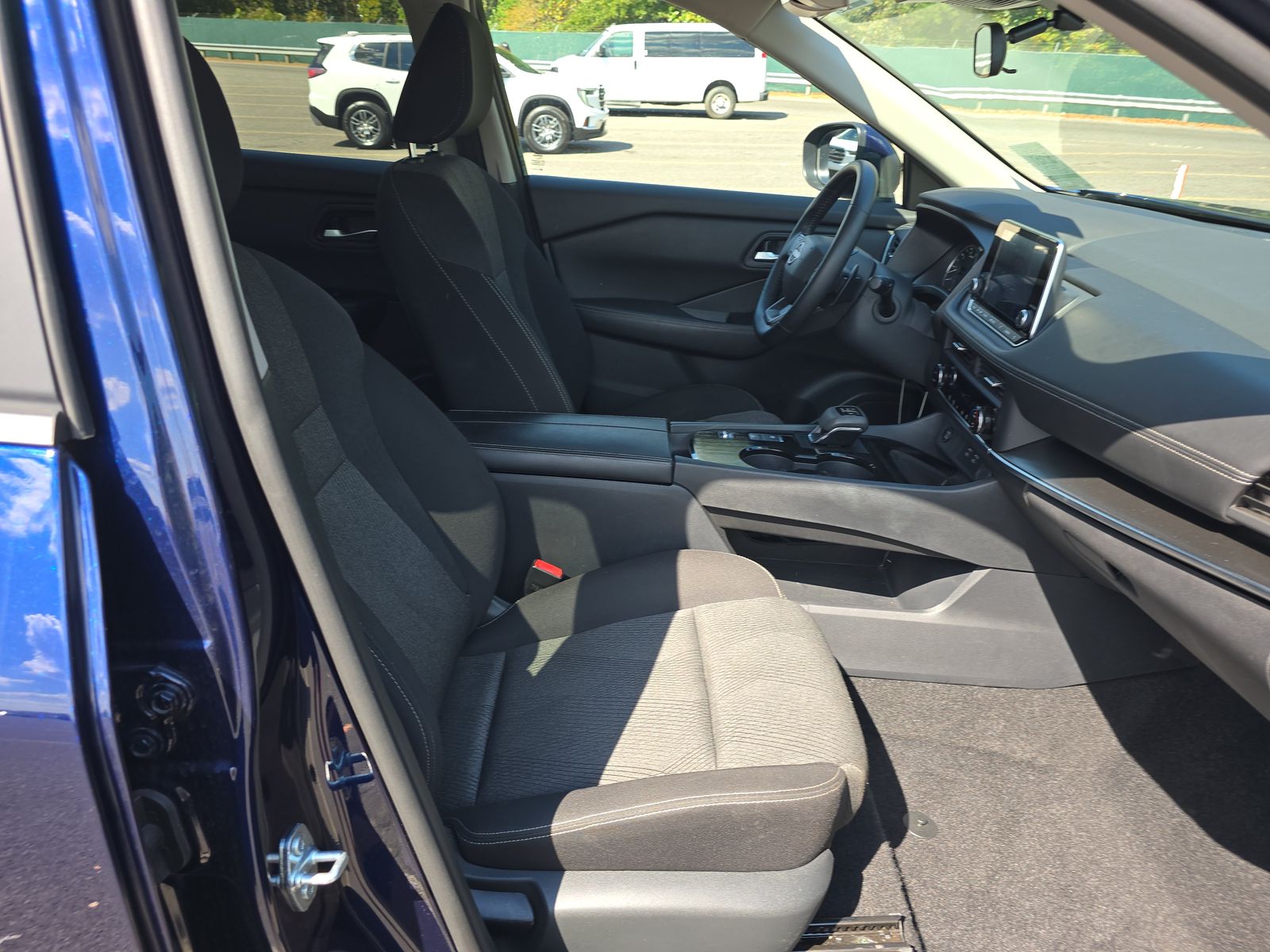 2025 Nissan Rogue SV FWD