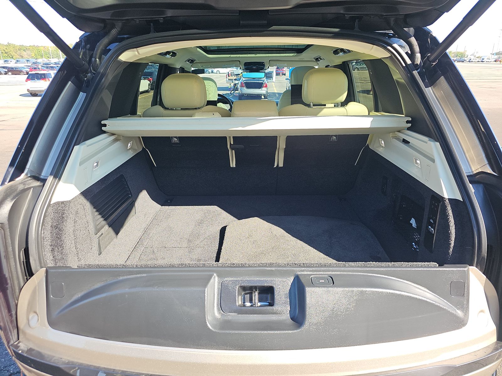 2023 Land Rover Range Rover Autobiography AWD