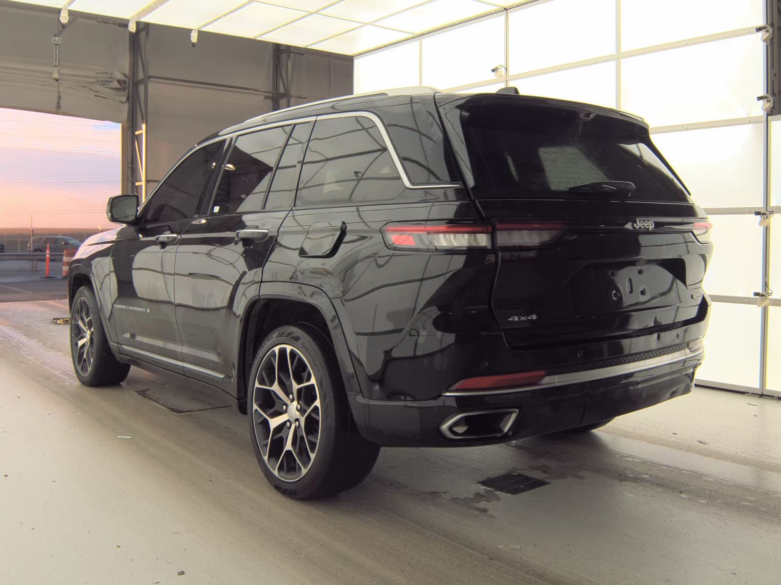 2023 Jeep Grand Cherokee Summit Reserve AWD