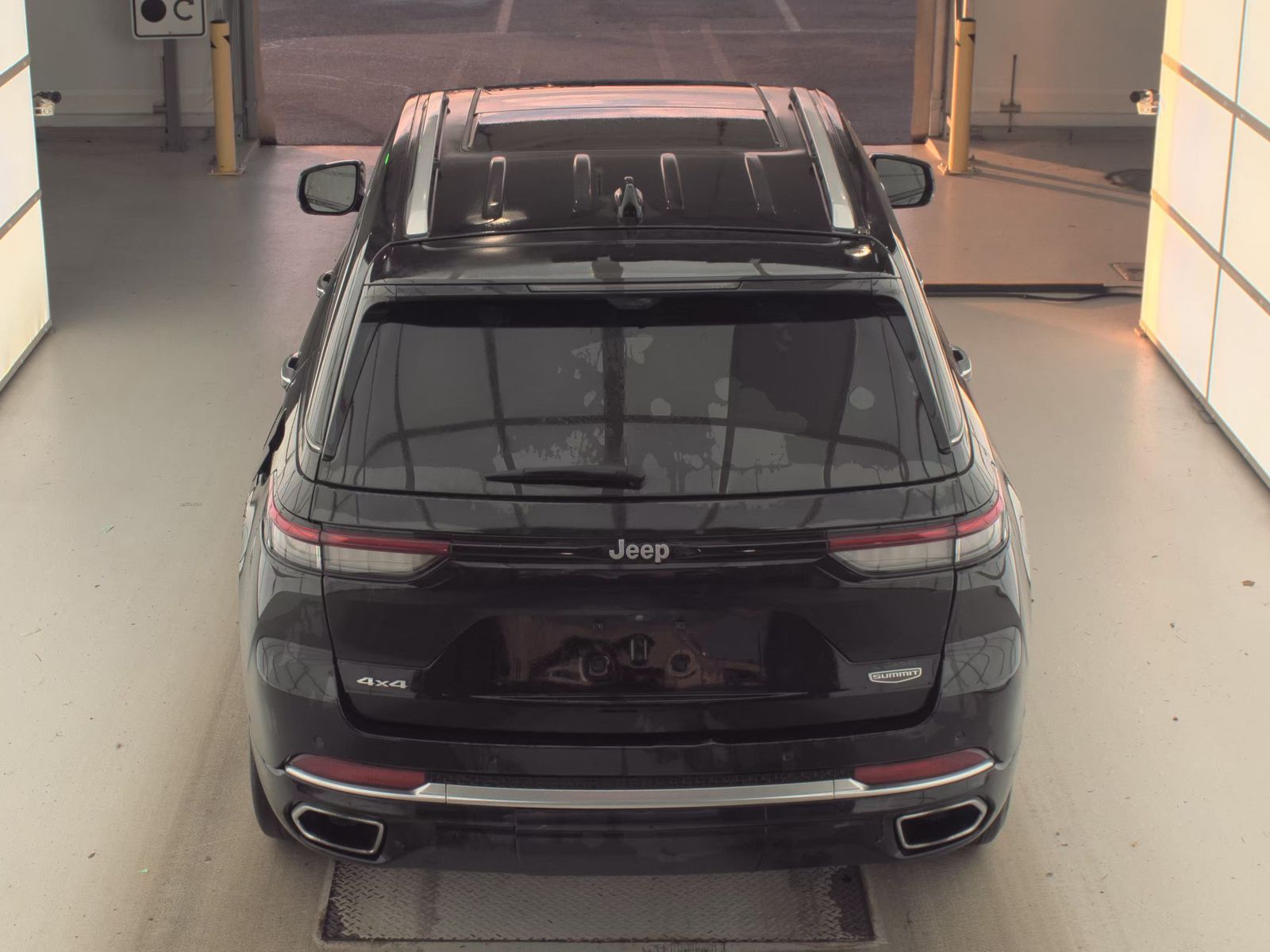 2023 Jeep Grand Cherokee Summit Reserve AWD