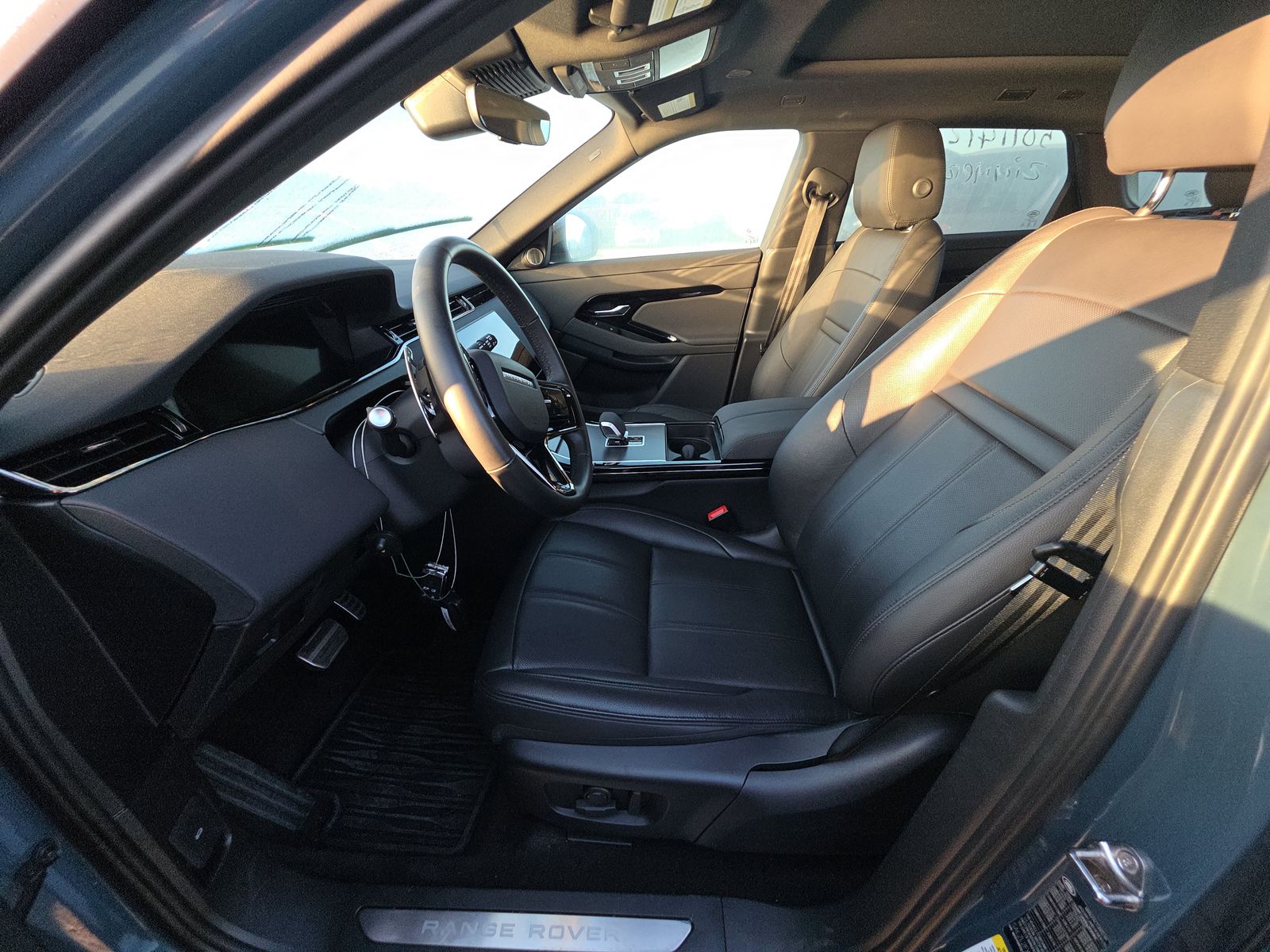 2025 Land Rover Range Rover Evoque Dynamic SE AWD