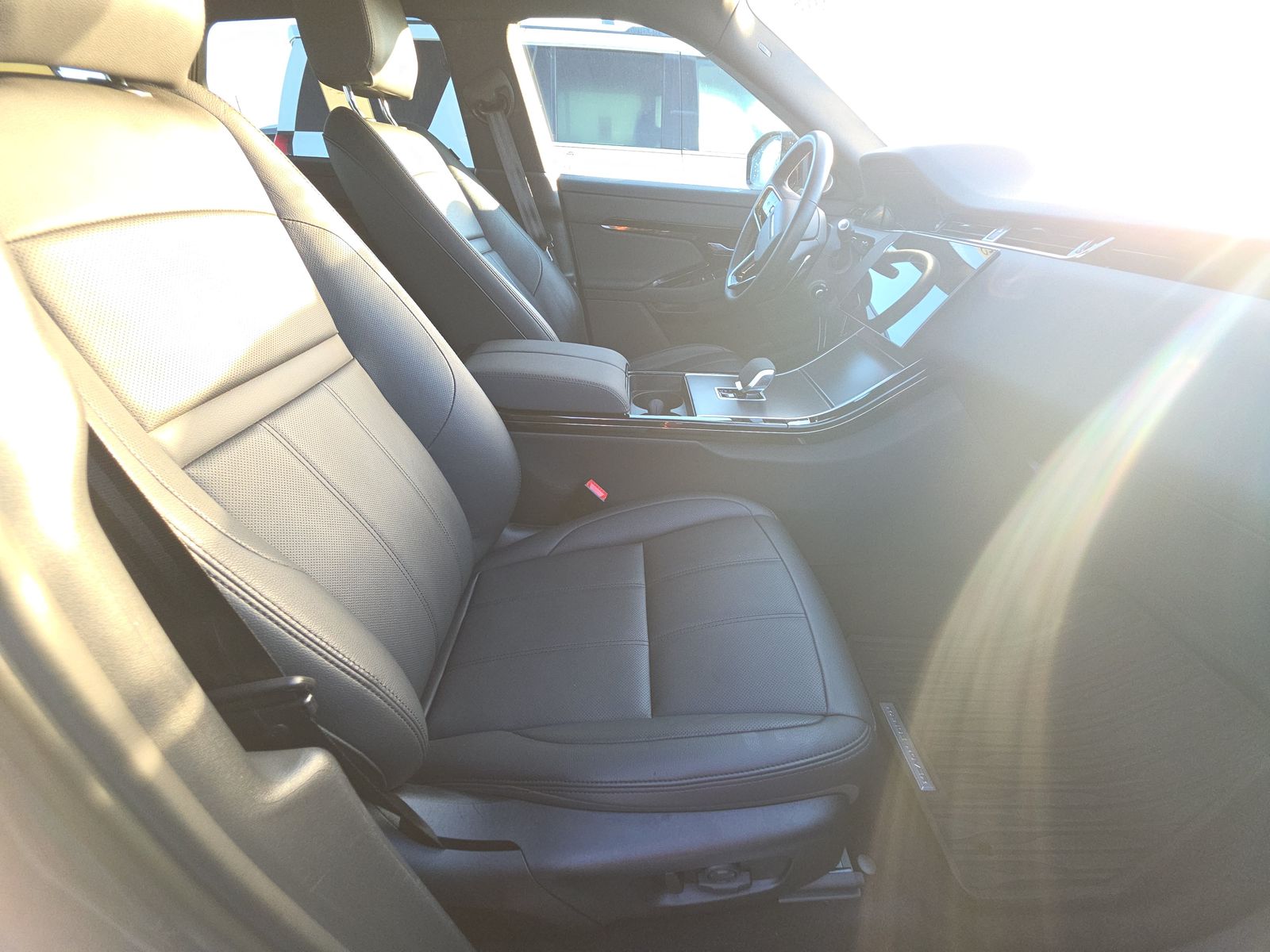 2025 Land Rover Range Rover Evoque Dynamic SE AWD