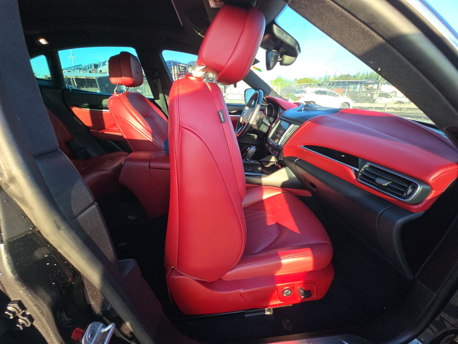 2017 Maserati Levante Base AWD