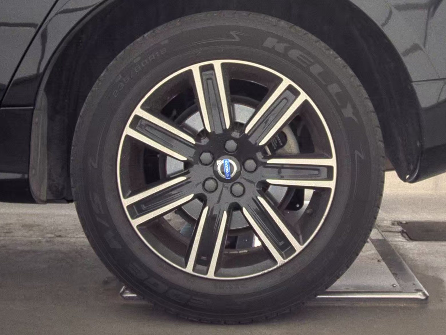 2017 Volvo XC60 T5 Dynamic FWD