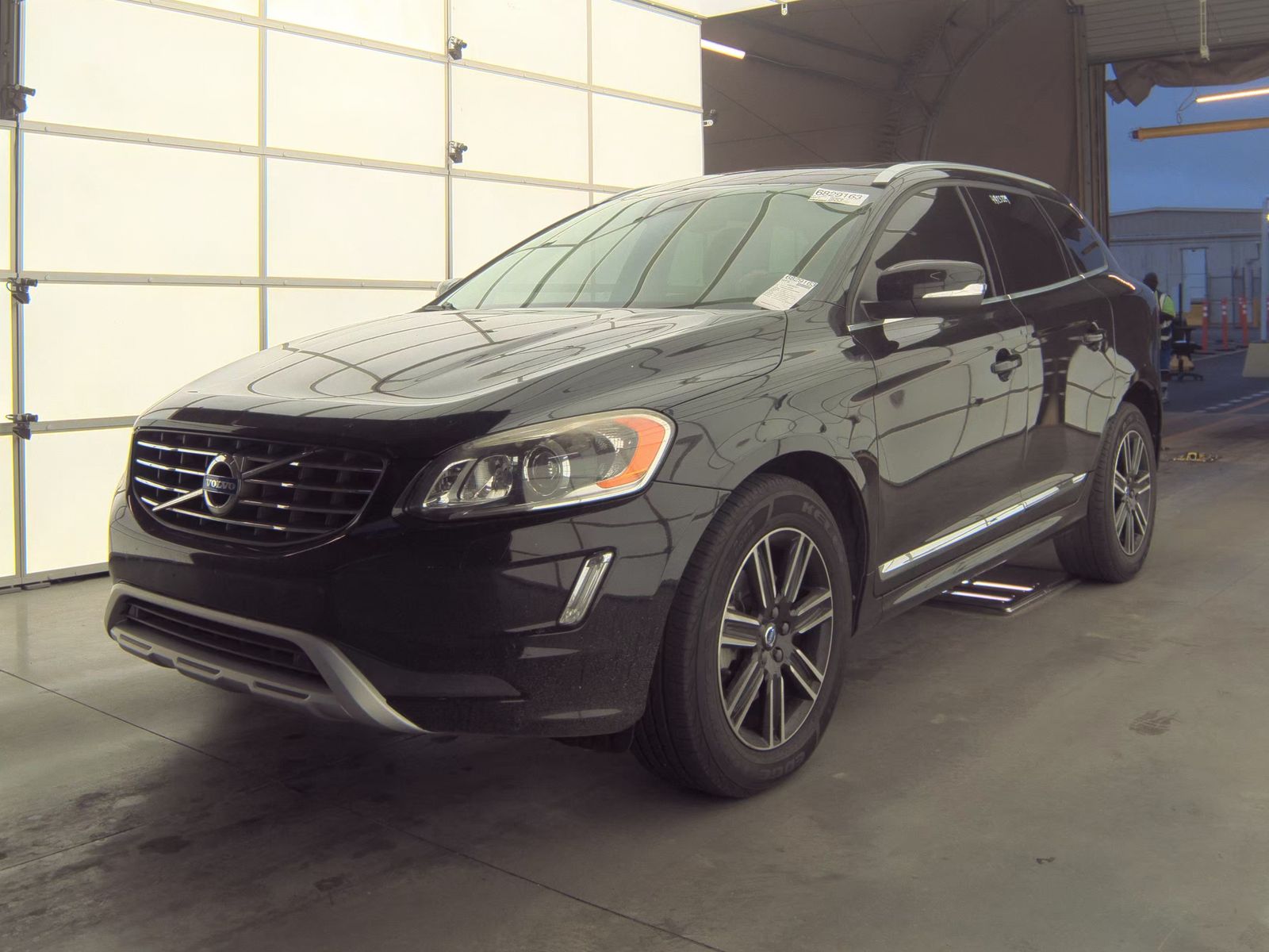 2017 Volvo XC60 T5 Dynamic FWD