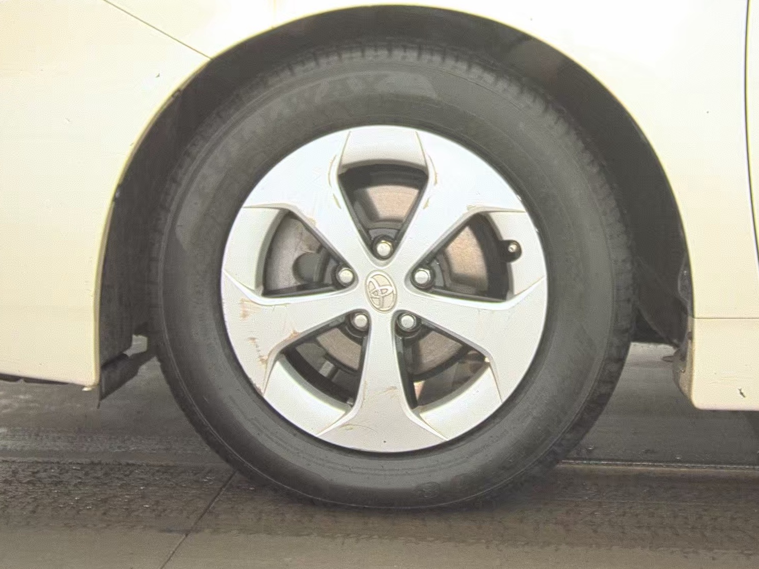 2015 Toyota Prius Four FWD