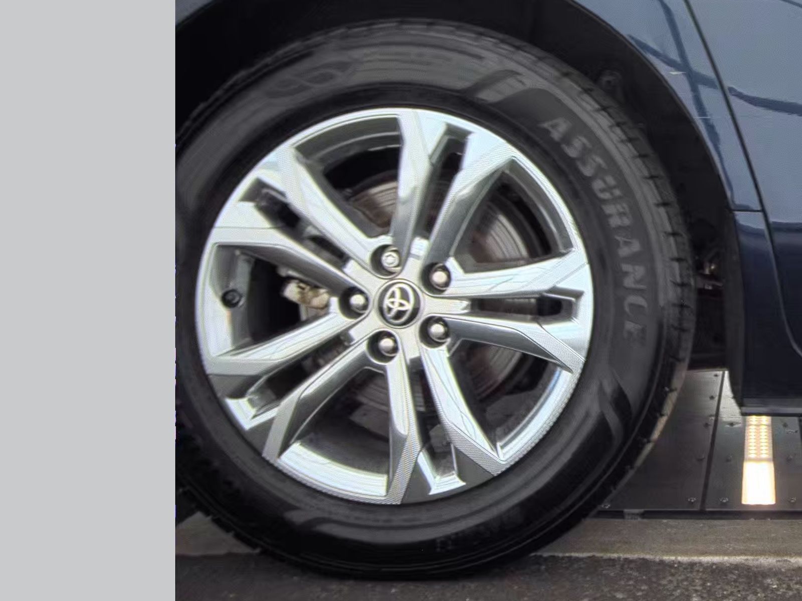 2024 Toyota Sienna Platinum AWD