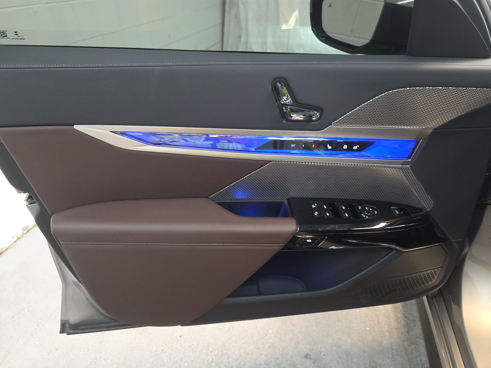 2023 BMW 7 Series 740i RWD