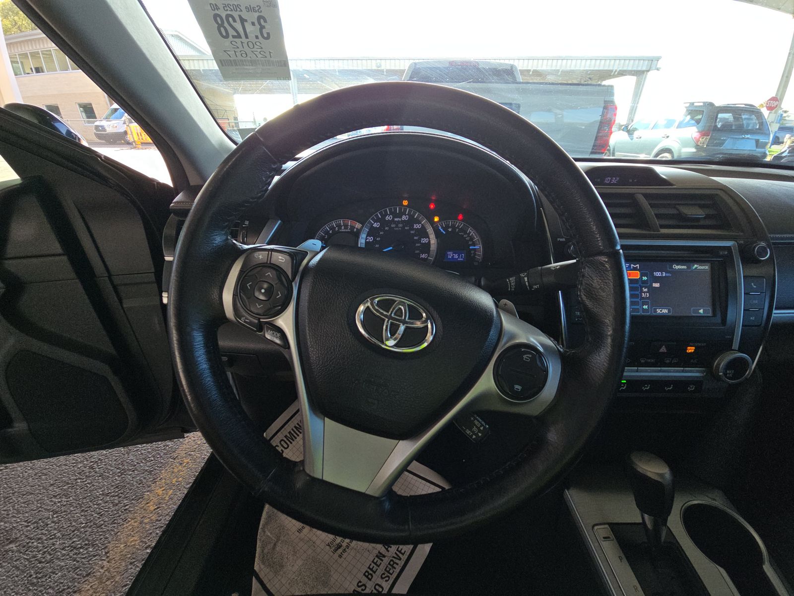 2012 Toyota Camry SE FWD
