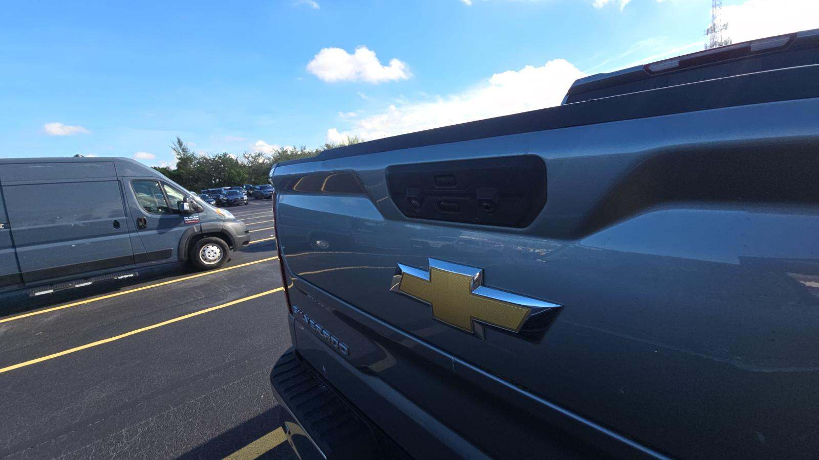 2023 Chevrolet Silverado 1500 LT RWD