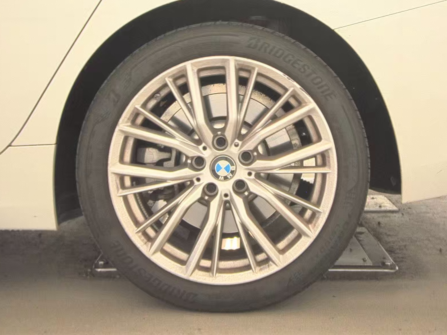 2024 BMW 3 Series 330i xDrive AWD