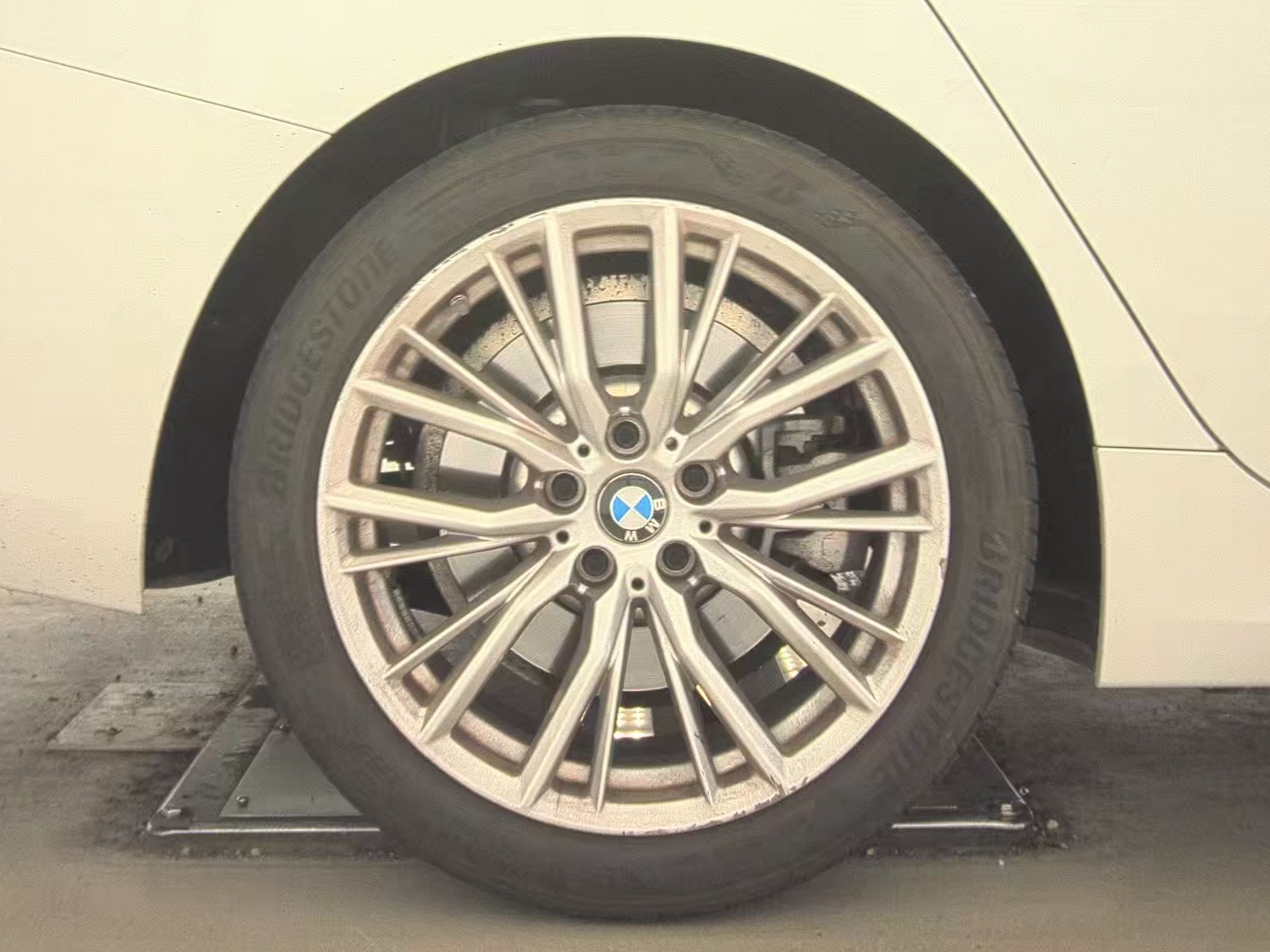 2024 BMW 3 Series 330i xDrive AWD